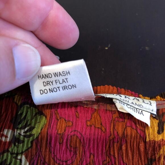 Alberto Makali red gold mixed floral print sequin crinkle top size Large - Picture 11 of 16